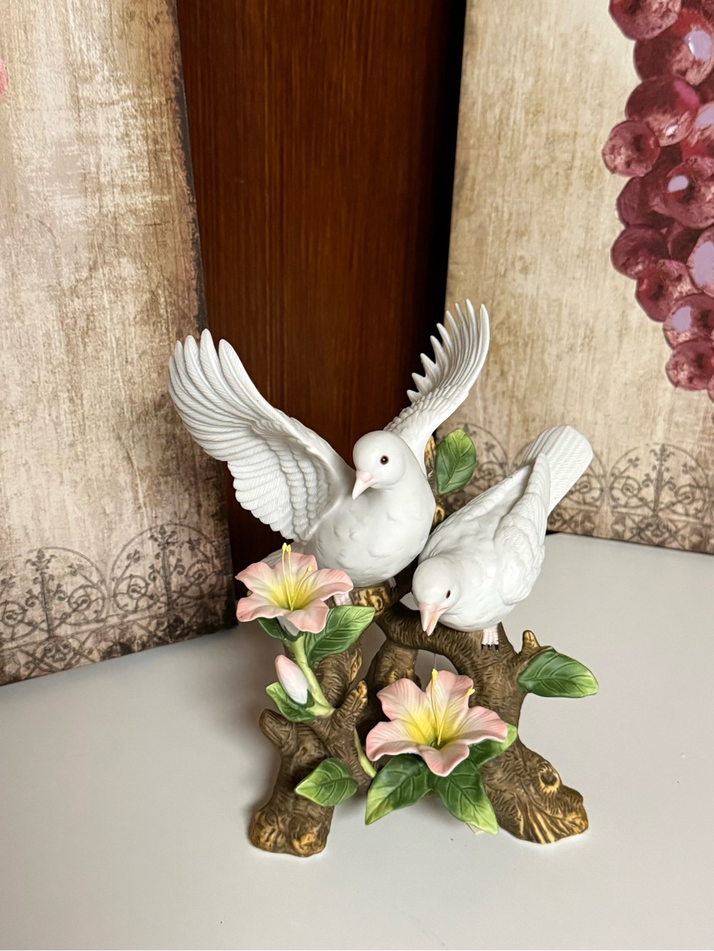 Home Interiors Vintage Porcelain White Dove Figurine with Pink Flowers